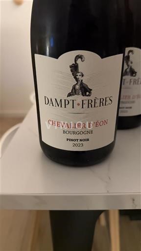 Burgundi Dampt Frères Chevalier d'Éon 2023