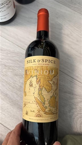 Лисабон Silk & Spice Red Blend 2022