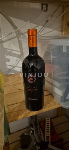 Wijnen Rouge sec Rosone Mottura 2021 Italië Puglia Susumaniello Salento IGT