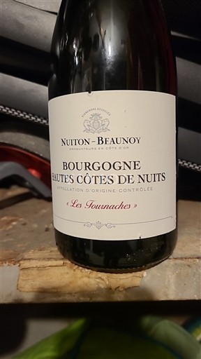 Burgundi E paspecifikuar Nuiton-Beaunoy Les Toumaches 2023