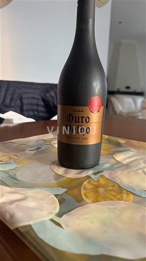 Vin Rouge sec Ouro Velho 2022 Portugali Douro Vinho de mesa