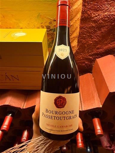 Burgundi Bourgogne-passetoutgrain Nicole Lamarche 2023