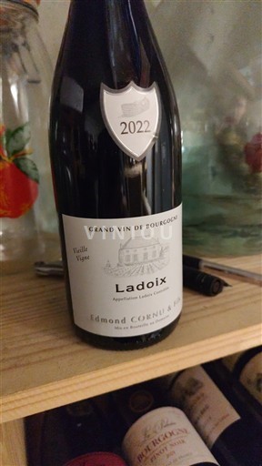 Burgundi Ladoix Edmond Cornu & Fils Vieille Vigne 2022