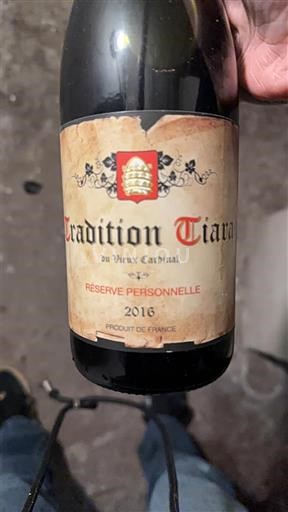 Вина Rouge sec Tradition Tiara Réserve Personnelle Vieux Cardinal 2016 Francuska Bordo AOC