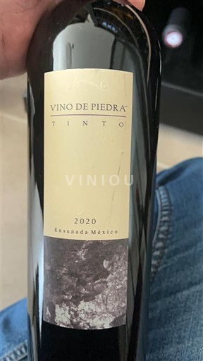 Kalifornia e Ulët Vallée de Guadalupe Vino de Piedra 2020