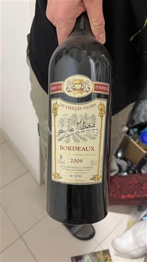 Вина Rouge sec Les Vieilles Vignes 2009 Francuska Bordo AOC