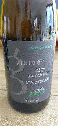 Burgundi Kodra të Burgonisë Famille Gueguen Sacy Cépage confidentiel 2022