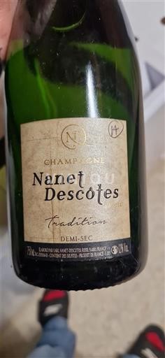 Vera e gazuar Blanc demi-sec Tradition Nanet Descotes Non millésimé Francë Shampanjë AOC