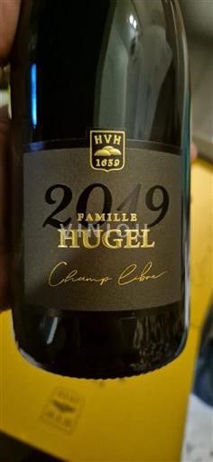 Šumivá vína Blanc extra-brut Champ Libre Famille Hugel 2019 Francie Alsasko Crémant d'Alsace AOC