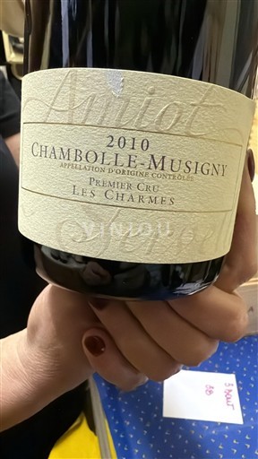 Vinos Rouge sec Les Charmes Domaine Amiot-Servelle 2010 Francia Borgoña No especificado AOC Premier Cru