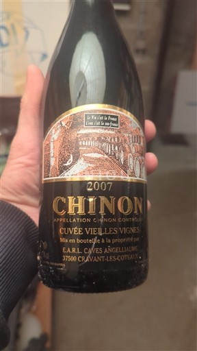 Lugina e Luarës Chinon Caves Angelliaume Vieilles Vignes 2007