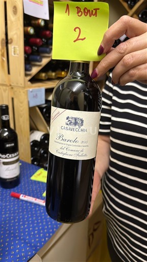 Piemonte Barolo Casavecchia Commune di Falletto Castiglione 2015