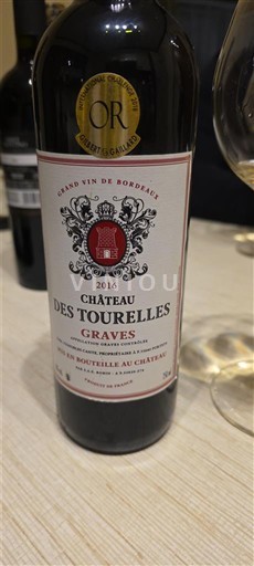Vin Rouge sec Château des Tourelles 2016 France Bordeaux Graves AOC