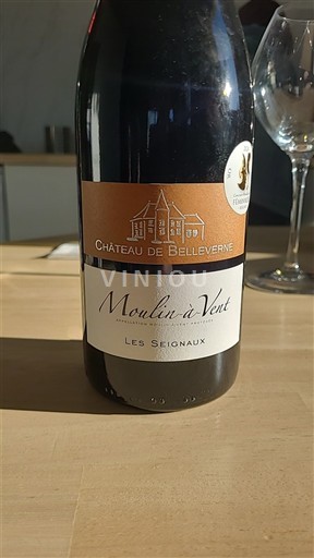 Beaujolais Moulin-à-vent Chateau Belleverne Les Seignaux 2023